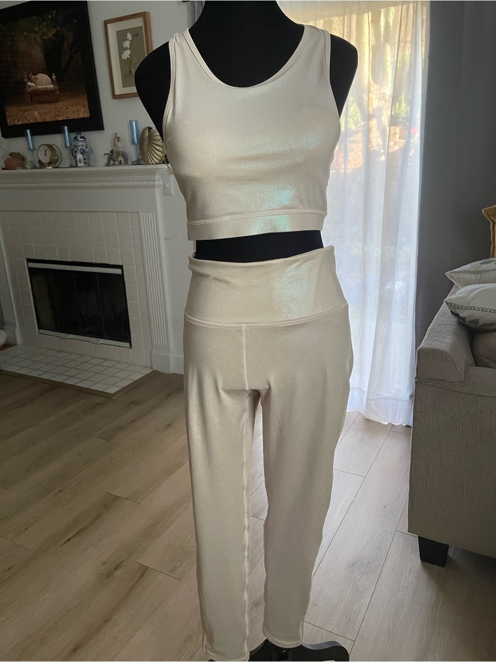 Shimmery Cream High-Waist Leggings with Matching Racerback Bra - Picture 2 of 3